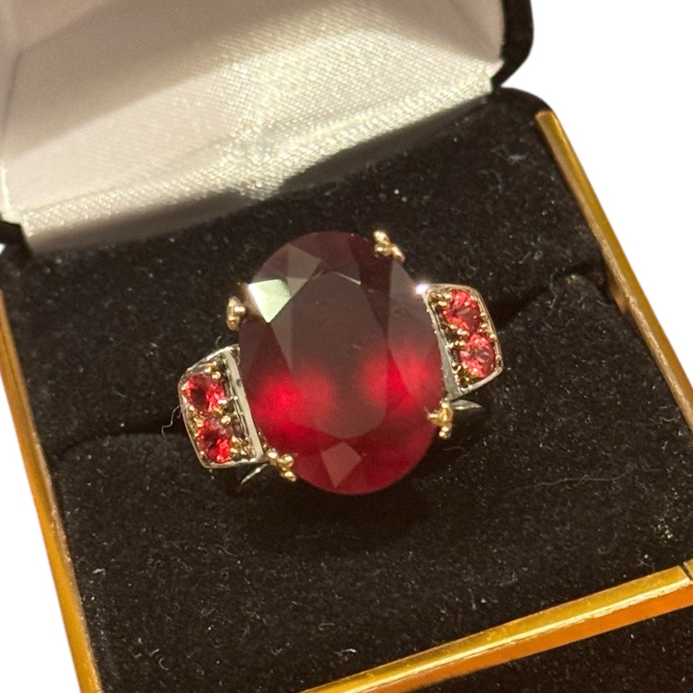Elegant 24k Gold & Sterling silver Michael Valitutti Ornate Gemstone Ruby Ring